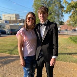 Meet your Posher, Wendy